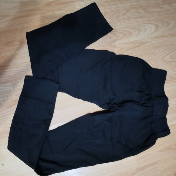 Black pants - Picture 6 of 8